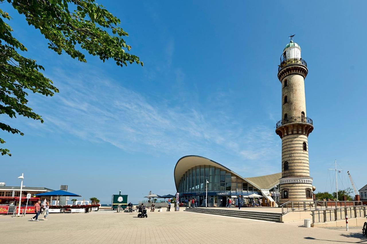 Hotel Belvedere Rostock Exteriör bild